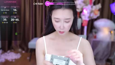 Lucy online show from 02.20.25