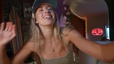Lucy. online show from 05.09.26