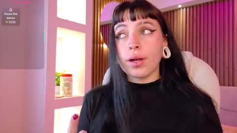 Sofia  online show from 11.14.25