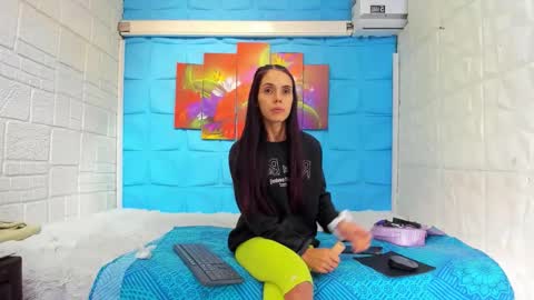 Lucy unlimit come back here  online show from 02.16.26