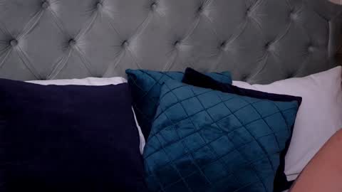 LucyAddison online show from 01.27.25