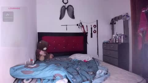 girl ary   man angel online show from 12.04.24