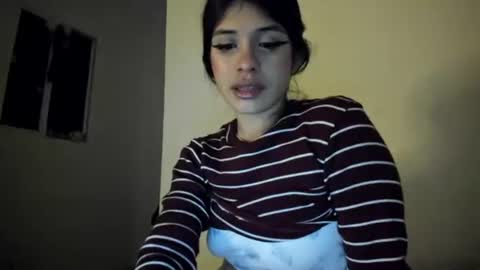 Snapshot of lucyportman chatting on 06.05.26 lucyportman online show from 06.05.26
