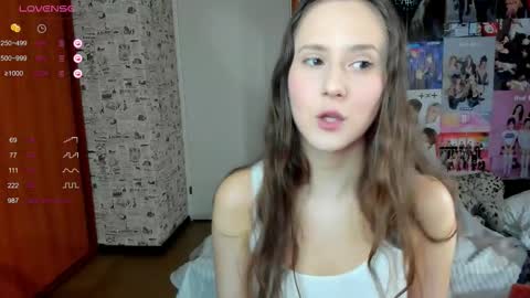 Lucy Rose online show from 10.15.25