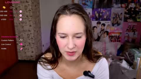 Lucy Rose online show from 11.04.25