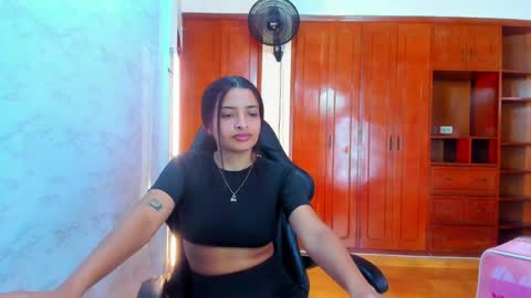 Snapshot of lucyskinny chatting on 05.22.26 LUCY online show from 05.22.26