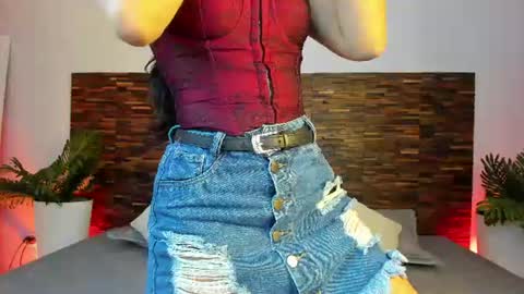 Lucy Liiu online show from 07.11.26