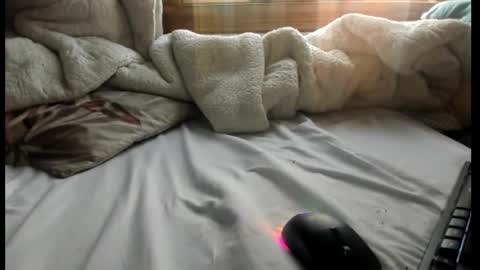 Snapshot of luffykun300 chatting on 10.26.25 luffykun300 online show from 10.26.25