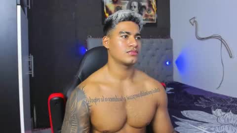 Snapshot of luigi_hot_ chatting on 05.05.26 Luigi Independent model online show from 05.05.26