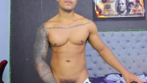 Snapshot of luigi_hot_ chatting on 05.15.26 Luigi Independent model online show from 05.15.26
