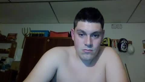 Snapshot of luis2423 chatting on 12.09.24 A slave to the mistress.. un esclavo para las amas dominantes. online show from 12.09.24