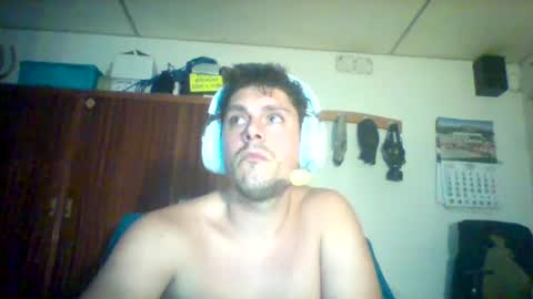 Snapshot of luis2423 chatting on 07.30.26 A slave to the mistress.. un esclavo para las amas dominantes. online show from 07.30.26