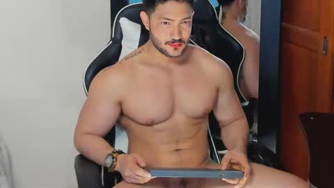 Snapshot of luis_baptista chatting on 09.20.25 luis_baptista online show from 09.20.25