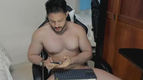 Snapshot of luis_baptista chatting on 04.22.26 luis_baptista online show from 04.22.26