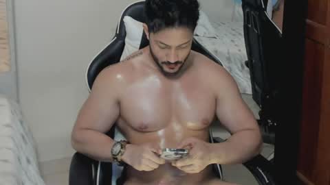 Snapshot of luis_baptista chatting on 05.30.26 luis_baptista online show from 05.30.26