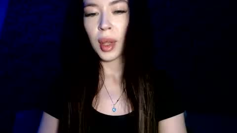 luisa lovedom online show from 06.12.26
