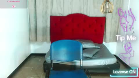 luisa_torres__ online show from 03.18.26