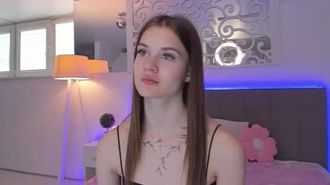 LuisaClover online show from 05.15.26
