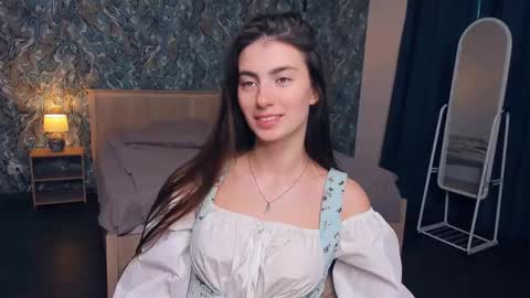 Luisa online show from 10.16.25