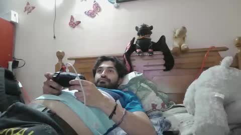 luismiastarot online show from 10.20.25