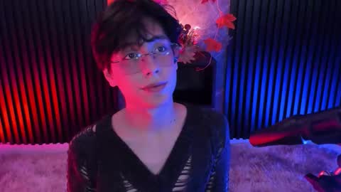 luixdust1 online show from 09.30.25