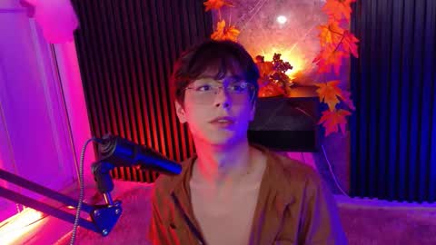 luixdust1 online show from 10.02.25