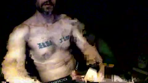 Snapshot of lujara chatting on 05.16.26 Lu online show from 05.16.26