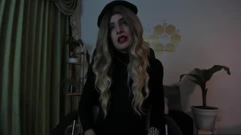 Luka Castillo online show from 01.18.26