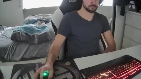 lukasschoetz online show from 02.07.25