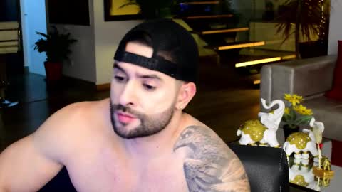 Lukhas f4f online show from 02.02.26