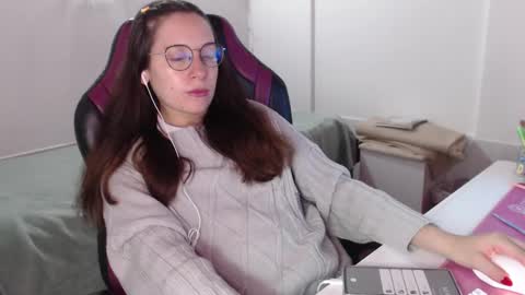 Vicky online show from 01.03.25