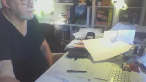 luley58 online show from 04.21.26