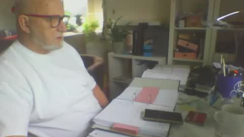 Snapshot of luley58 chatting on 05.06.26 luley58 online show from 05.06.26