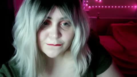 lulovia online show from 04.11.26