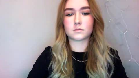 Snapshot of lulu_baby1 chatting on 02.02.25 Lulu Baby18 online show from 02.02.25