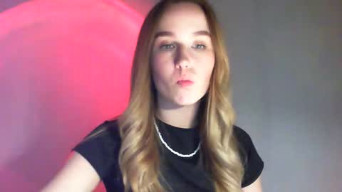 Snapshot of lulu_baby1 chatting on 02.20.25 Lulu Baby18 online show from 02.20.25