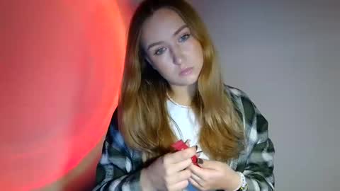Snapshot of lulu_baby1 chatting on 10.11.25 Lulu Baby18 online show from 10.11.25
