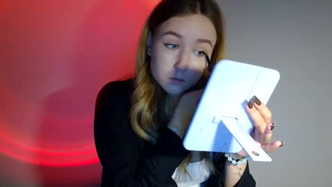 Snapshot of lulu_baby1 chatting on 10.19.25 Lulu Baby18 online show from 10.19.25