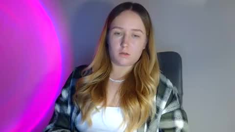 Lulu Baby18 online show from 11.24.25