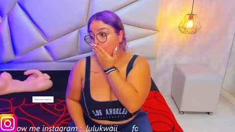 Snapshot of lulu_kawai chatting on 09.08.25 lulu online show from 09.08.25
