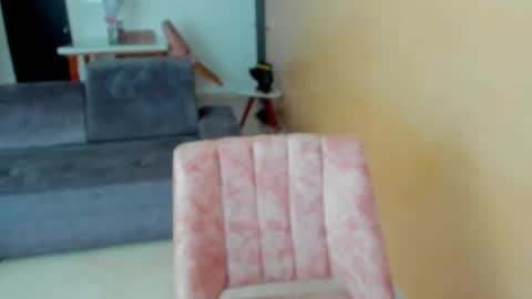 Snapshot of lulu_lopez chatting on 09.14.25 Lau online show from 09.14.25