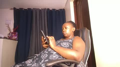 Snapshot of lulu_sparks1 chatting on 02.01.26 lulu_sparks1 online show from 02.01.26