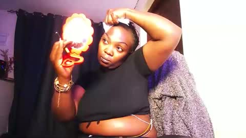 Snapshot of lulu_sparks1 chatting on 02.17.26 lulu_sparks1 online show from 02.17.26