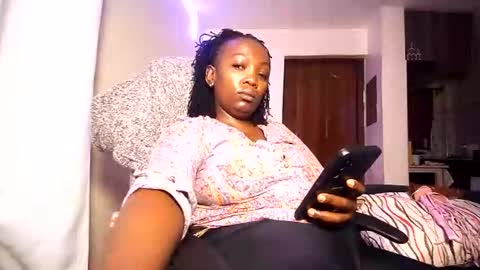 Snapshot of lulu_sparks1 chatting on 06.08.26 lulu_sparks1 online show from 06.08.26