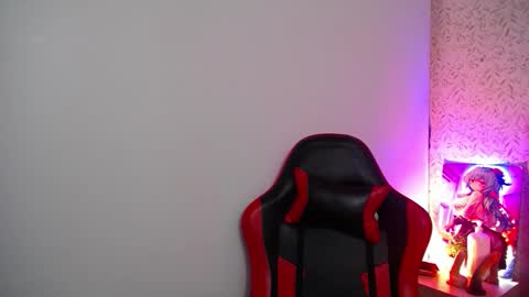 Luly online show from 11.18.25