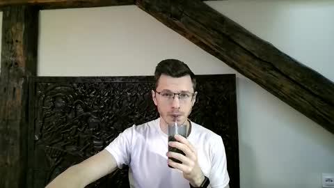 Andrew independent model 2000-0000 CET daily online show from 04.08.26