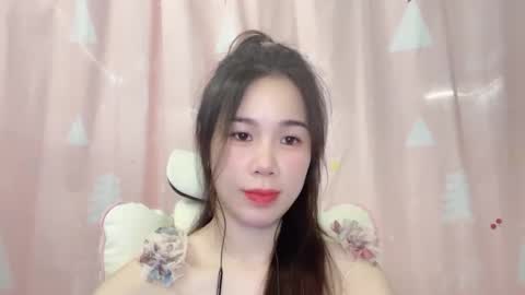 Snapshot of luna4739 chatting on 05.31.26 Luna online show from 05.31.26