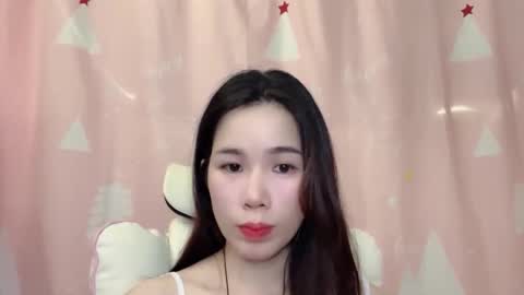 Snapshot of luna4739 chatting on 06.04.26 Luna online show from 06.04.26