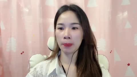 Snapshot of luna4739 chatting on 06.15.26 Luna online show from 06.15.26