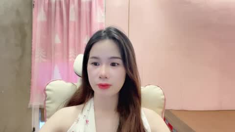 Snapshot of luna4739 chatting on 07.16.26 Luna online show from 07.16.26
